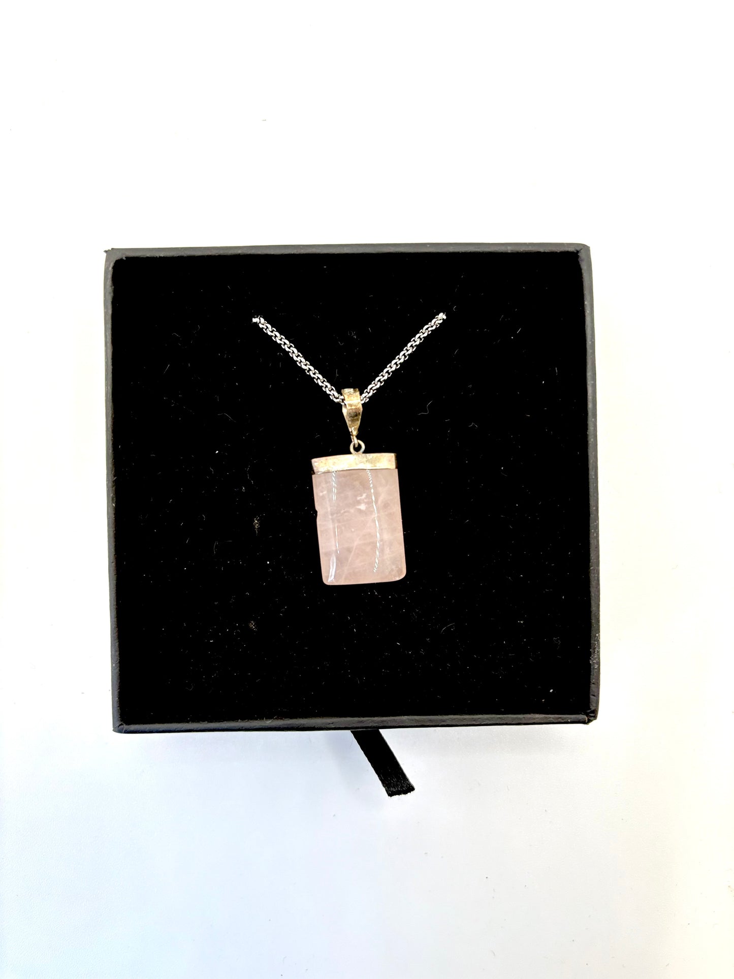 Rose Quartz Pendant on Chain - Dandelion Lifestyle