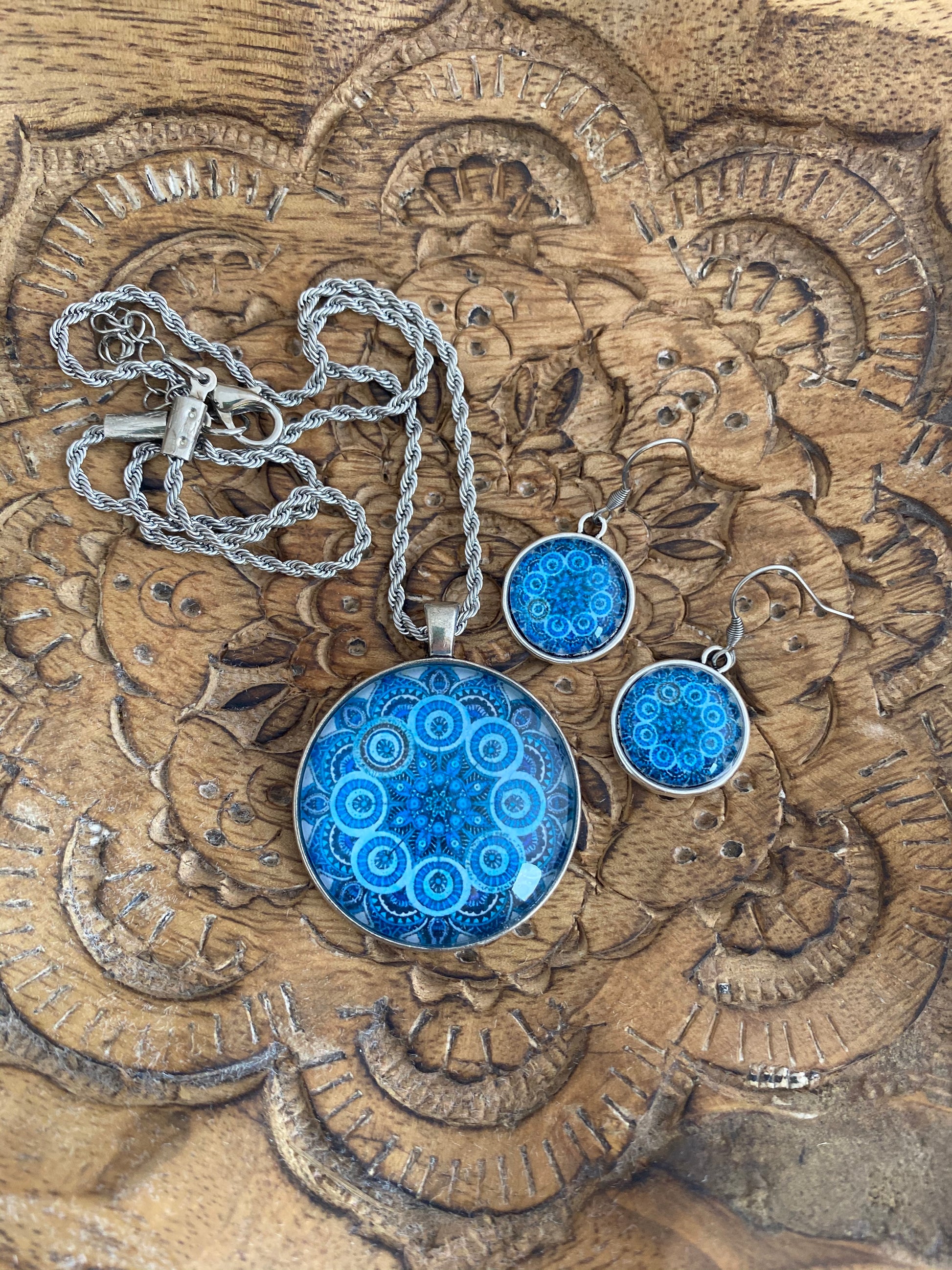Azure and Cobalt Mandala Necklace & Earring Set - Dandelion Lifestyle
